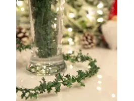 FAMILY Karácsonyi dekoráció - zöld girland - 2,5 m