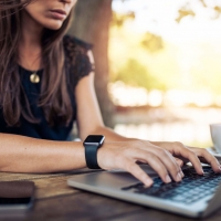 Ezt a 4 kérdést fel kell tenned, mielőtt laptopot vásárolnál